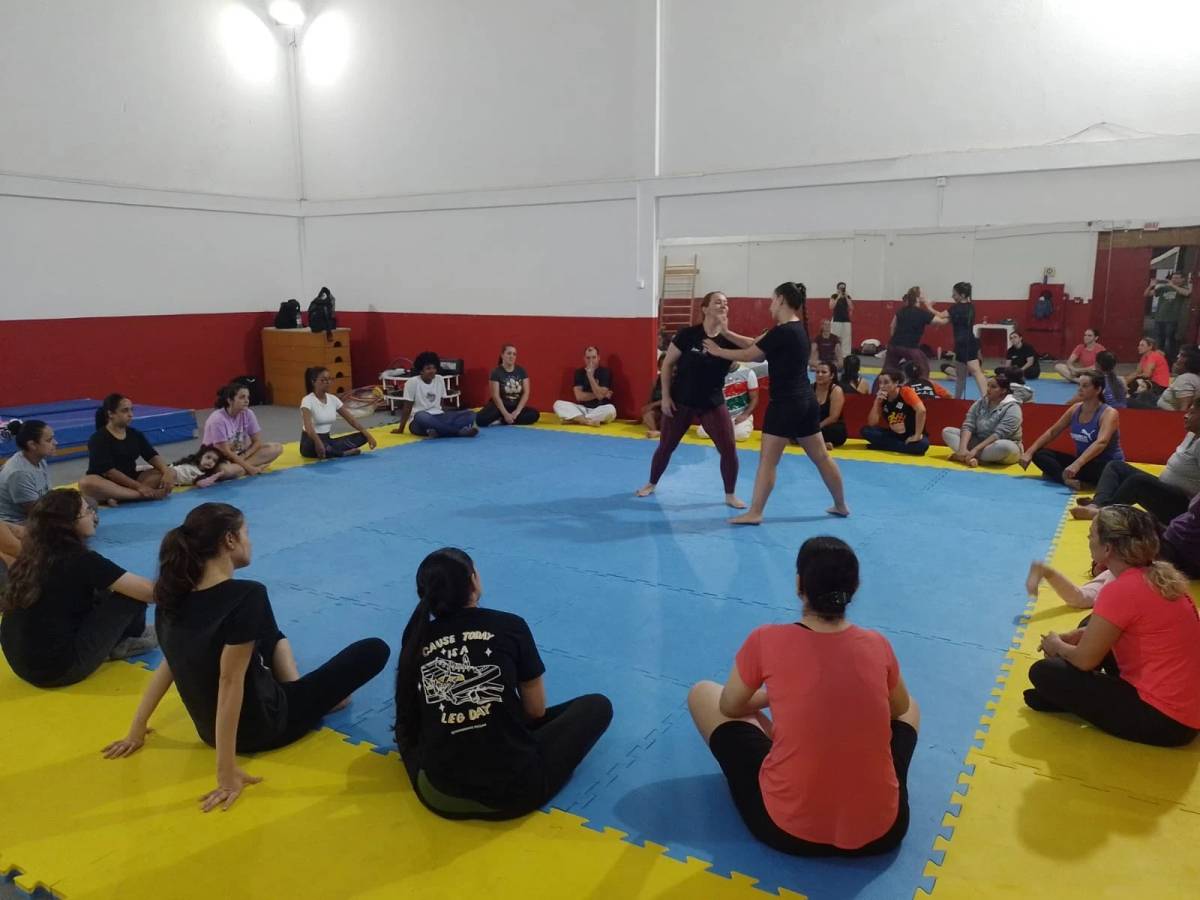 Primeiras turmas do curso de defesa pessoal para mulheres têm aulas finalizadas em Criciúma — foto 1