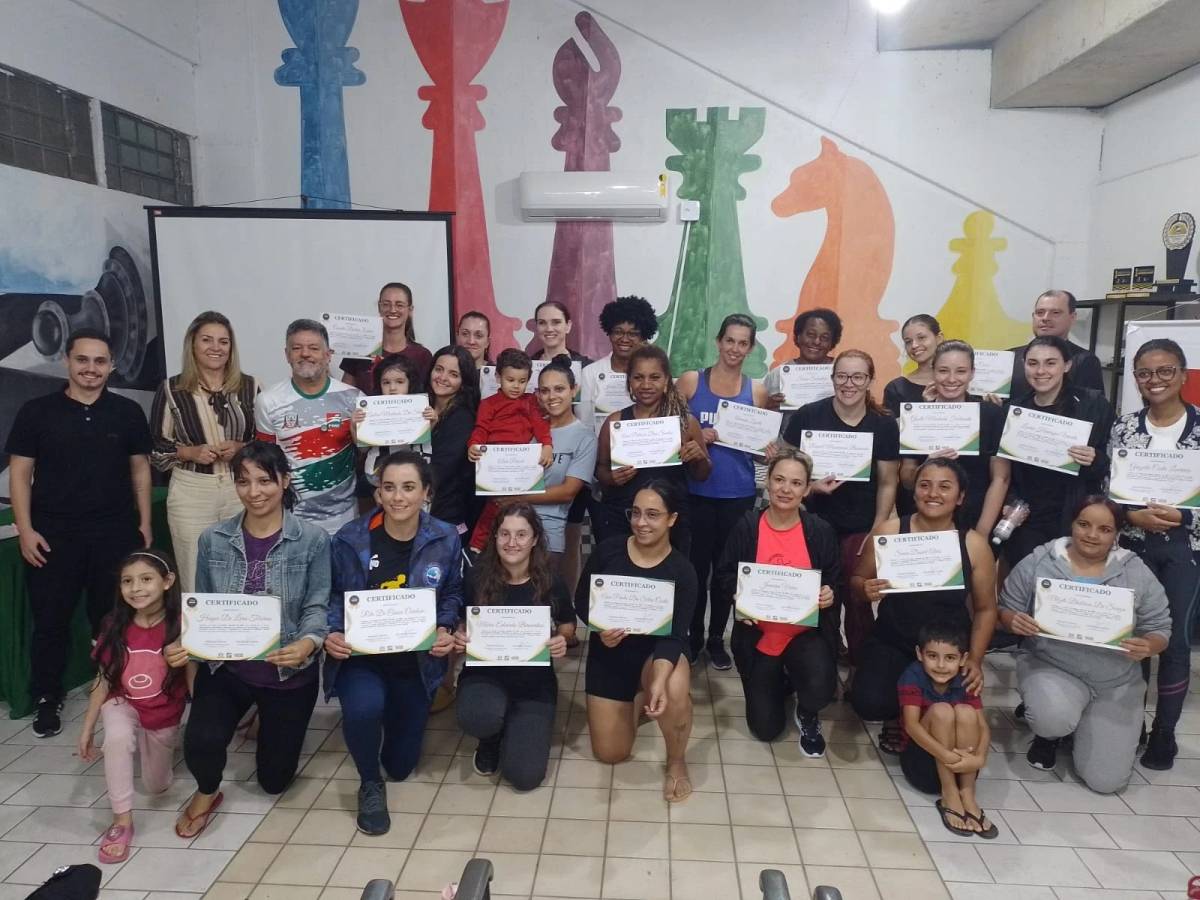 Primeiras turmas do curso de defesa pessoal para mulheres têm aulas finalizadas em Criciúma — foto 3