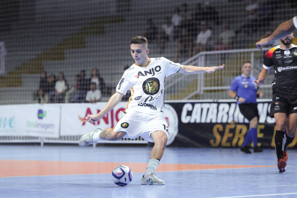 Criciúma Futsal goleia o Blumenau e sobe na tabela da Série Ouro — foto 1