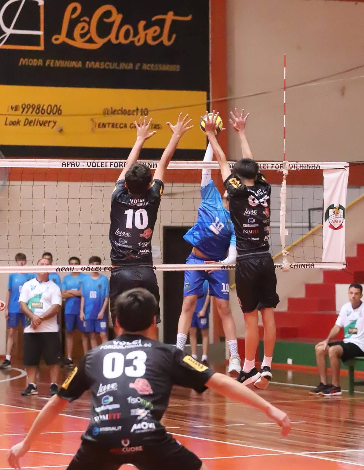 Vôlei de Forquilhinha sobe ao pódio em duas competições — foto 1
