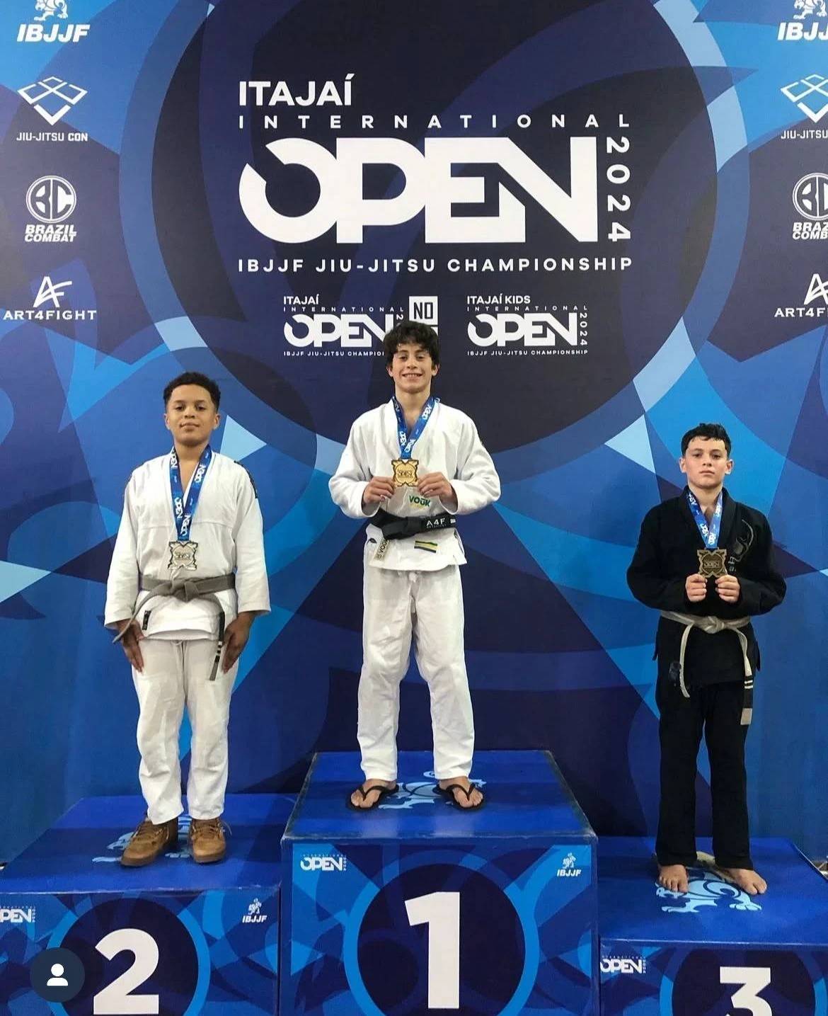 Morador de Criciúma disputa torneio internacional de Jiu-jítsu — foto 2
