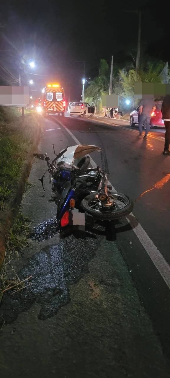 Motociclista morre após colisão frontal entre carro e moto na SC-390 — foto 1
