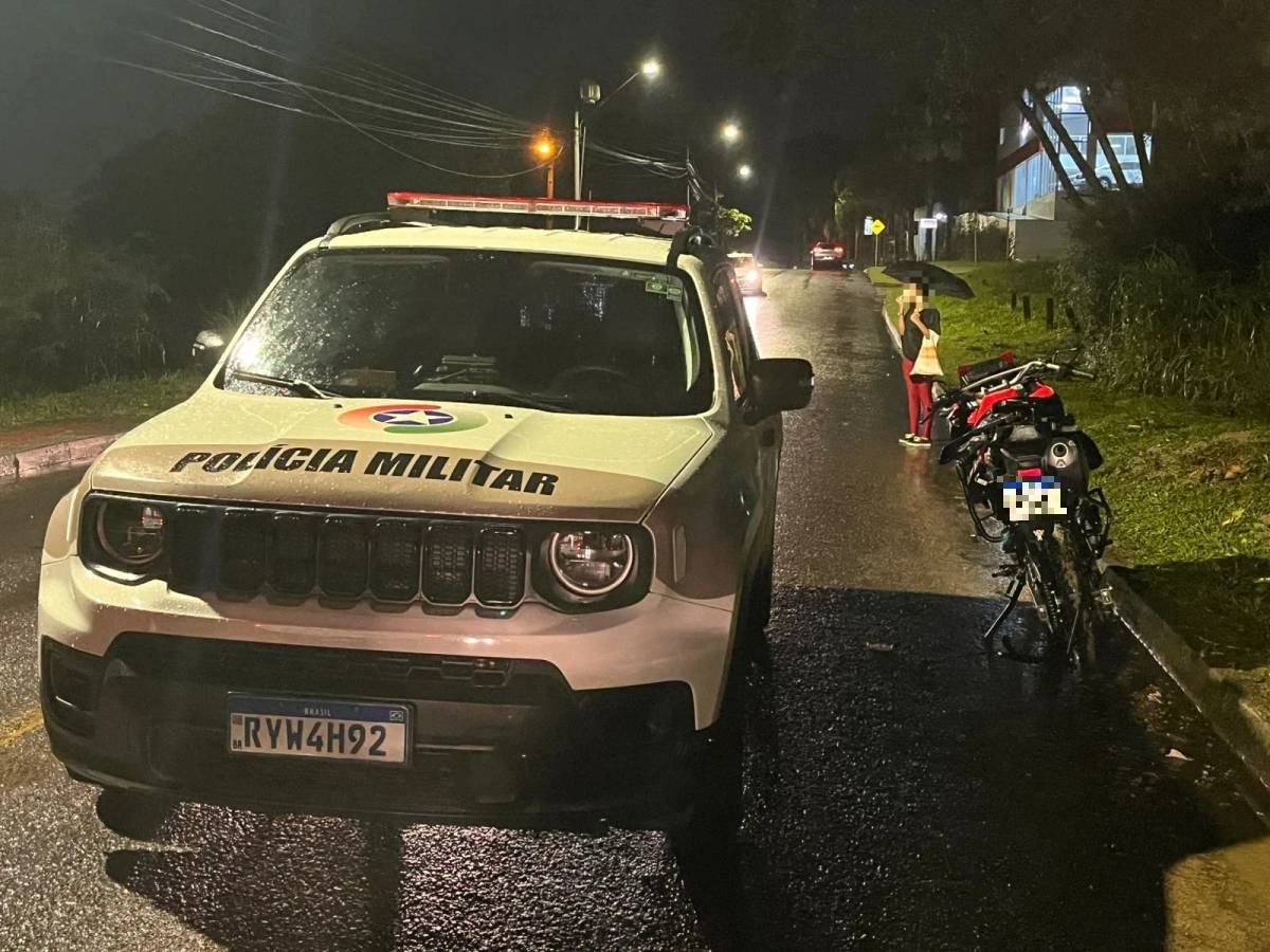 Criciúma: motociclista fica ferido após colidir em caminhão — foto 2