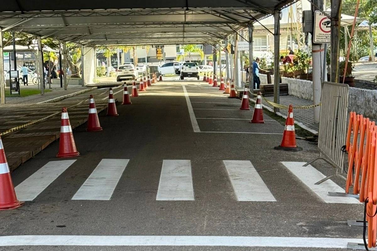 Morro da Fumaça: rua 15 de Novembro é parcialmente liberada para trânsito de carros e motos — foto 1