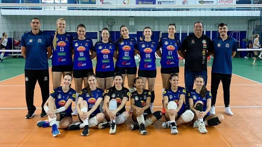 Vôlei de Forquilhinha estreia em três competições — foto 2