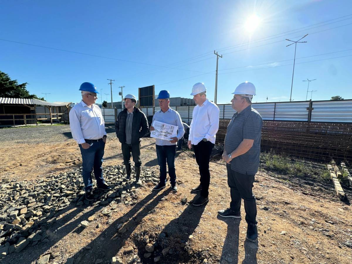 Comissão de obras da Câmara de Criciúma acompanha construção da nova sede — foto 4