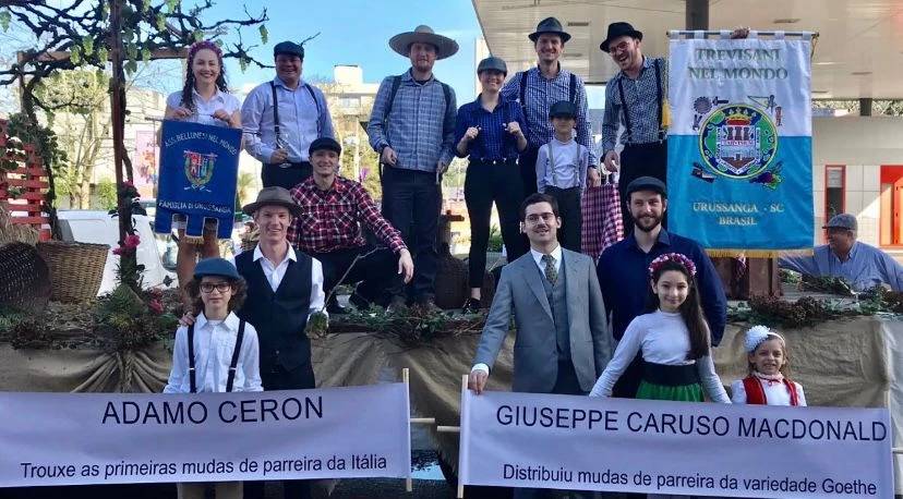 Aniversário de Urussanga: Desfile cultural traz tema dos 150 anos da imigração italiana em Santa Catarina — foto 4