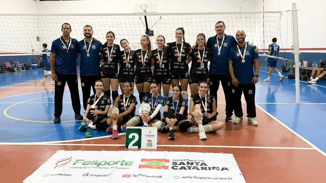 Vôlei de Forquilhinha é campeão da etapa microrregional dos Joguinhos de SC — foto 2