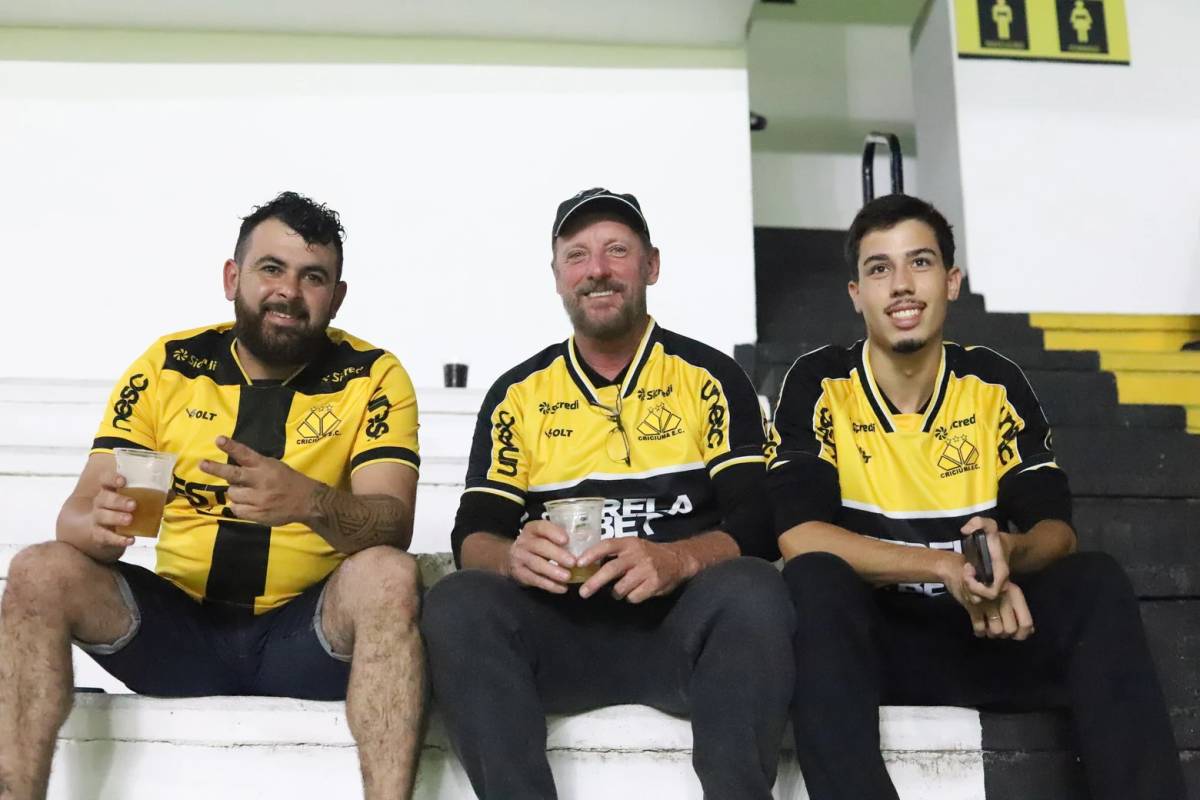 Torcida carvoeira sai frustrada com mais uma derrota na Série B — foto 16