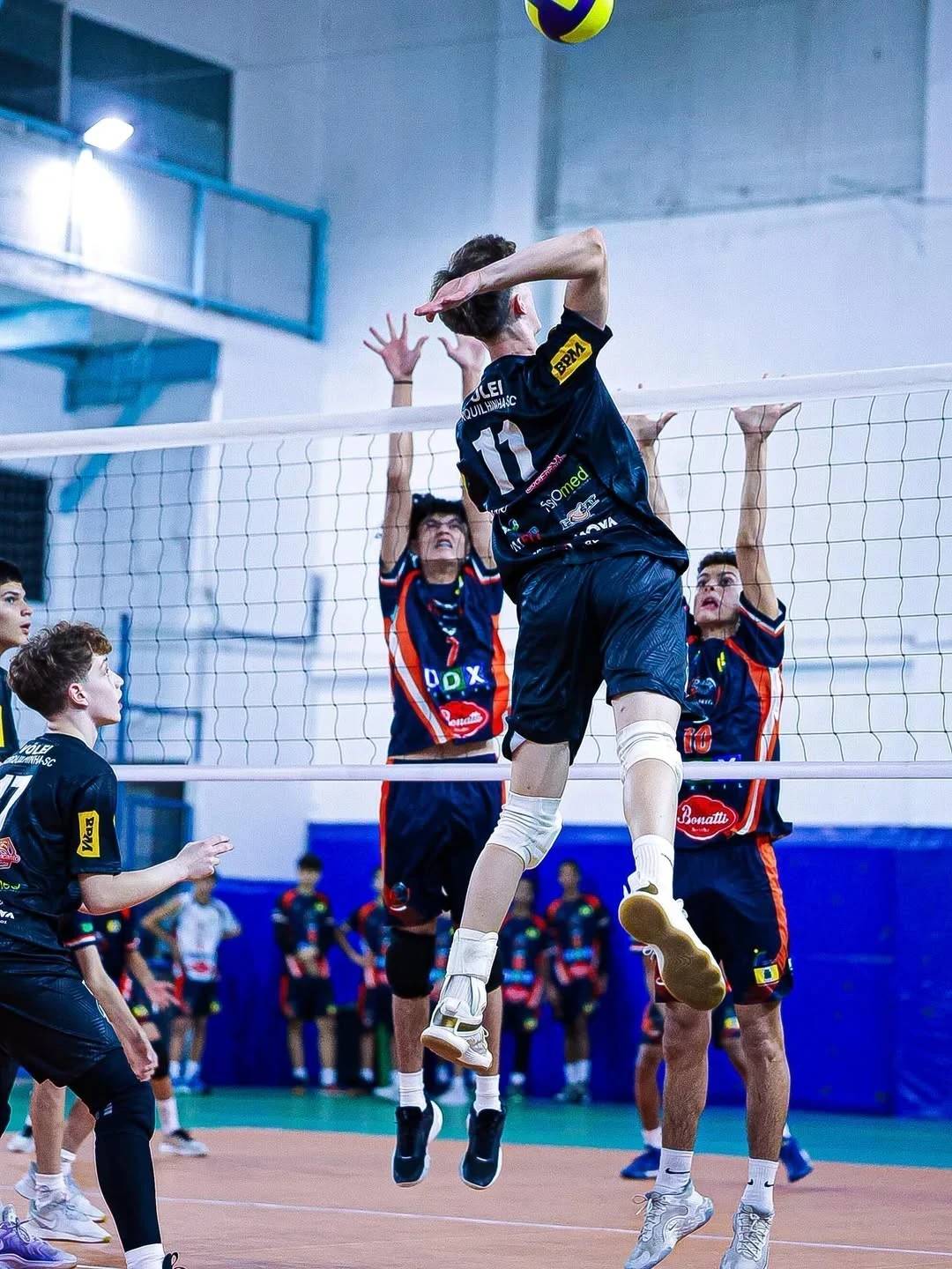 Vôlei de Forquilhinha conquista etapas do Estadual e Liga de SC — foto 2