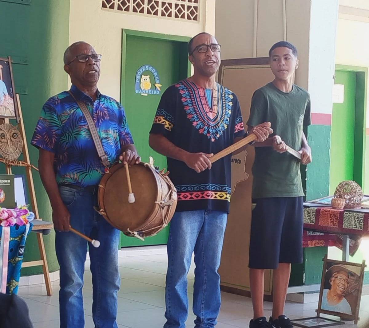 Educadores da Rede Municipal de Ensino visitam a Comunidade Quilombola de Itapocu — foto 1
