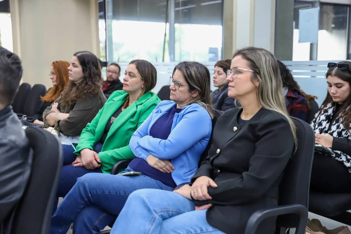 Profissionais do Suas de Criciúma participam de capacitação sobre abordagem social — foto 2