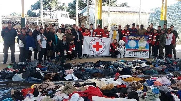 Cruz Vermelha e Equipe Multi-Institucional realizam a campanha 'Frio Dói, Doe Calor' — foto 1
