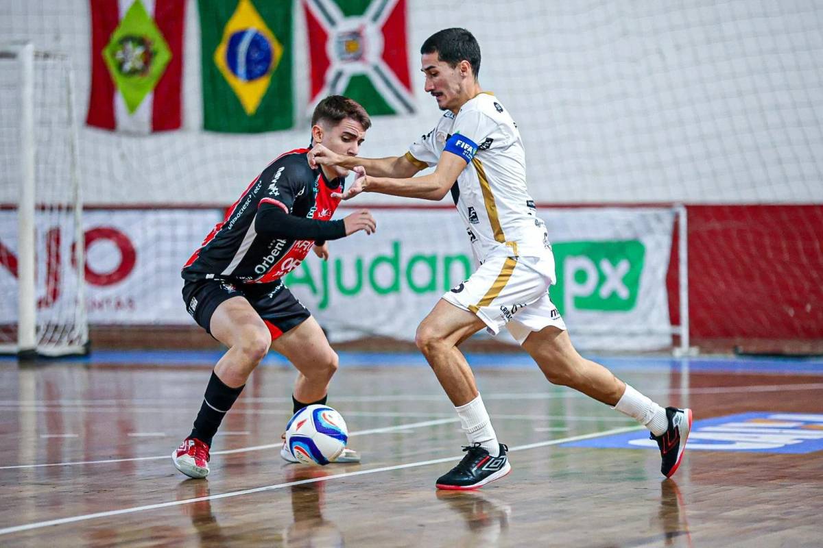 Criciúma goleia o JEC por 7 a 2 no Campeonato Catarinense de Futsal — foto 1