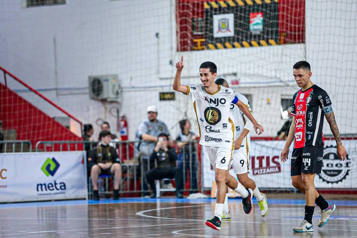 Criciúma goleia o JEC por 7 a 2 no Campeonato Catarinense de Futsal — foto 2