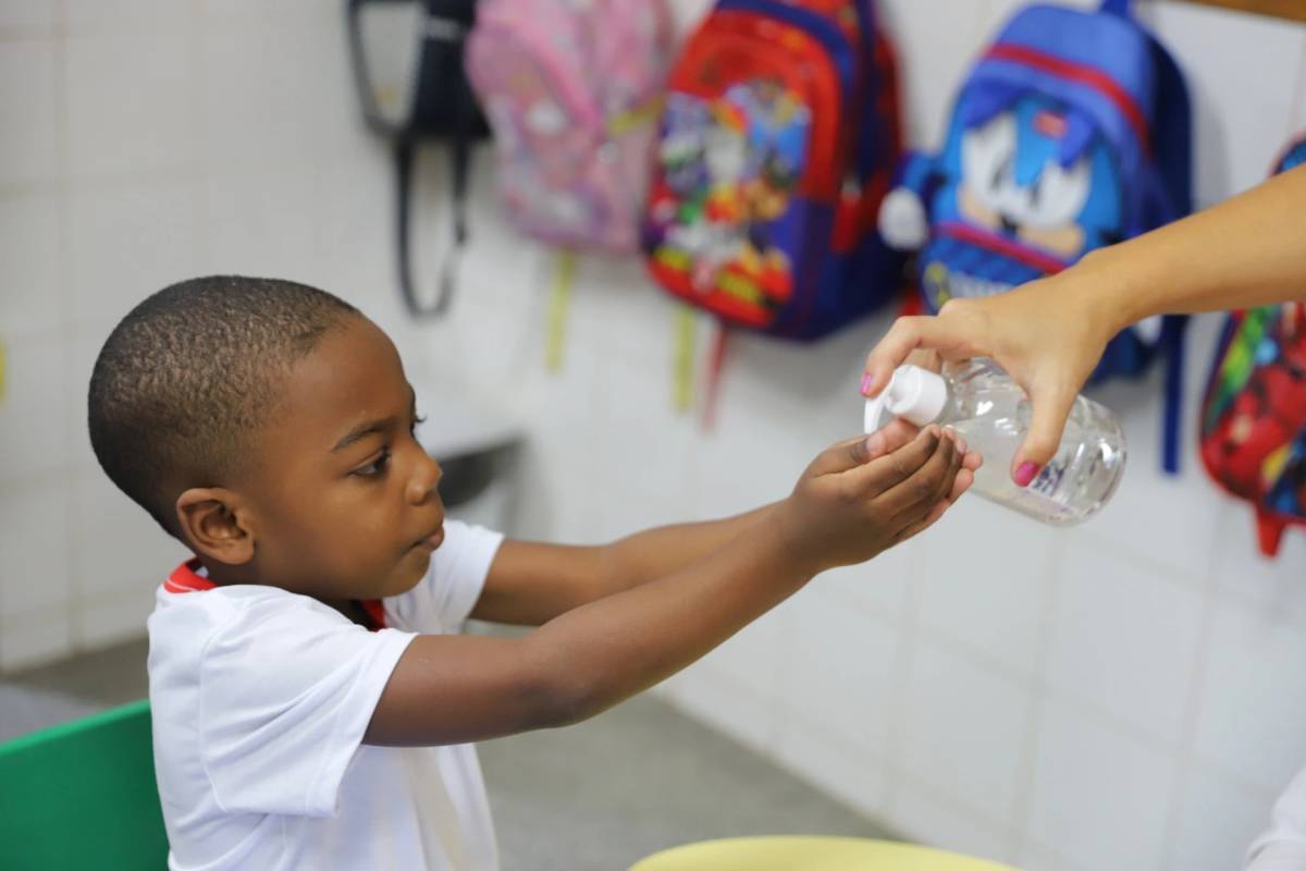 Escolas Municipais de Criciúma participam de atividade pedagógica sobre prevenção à gripe — foto 1