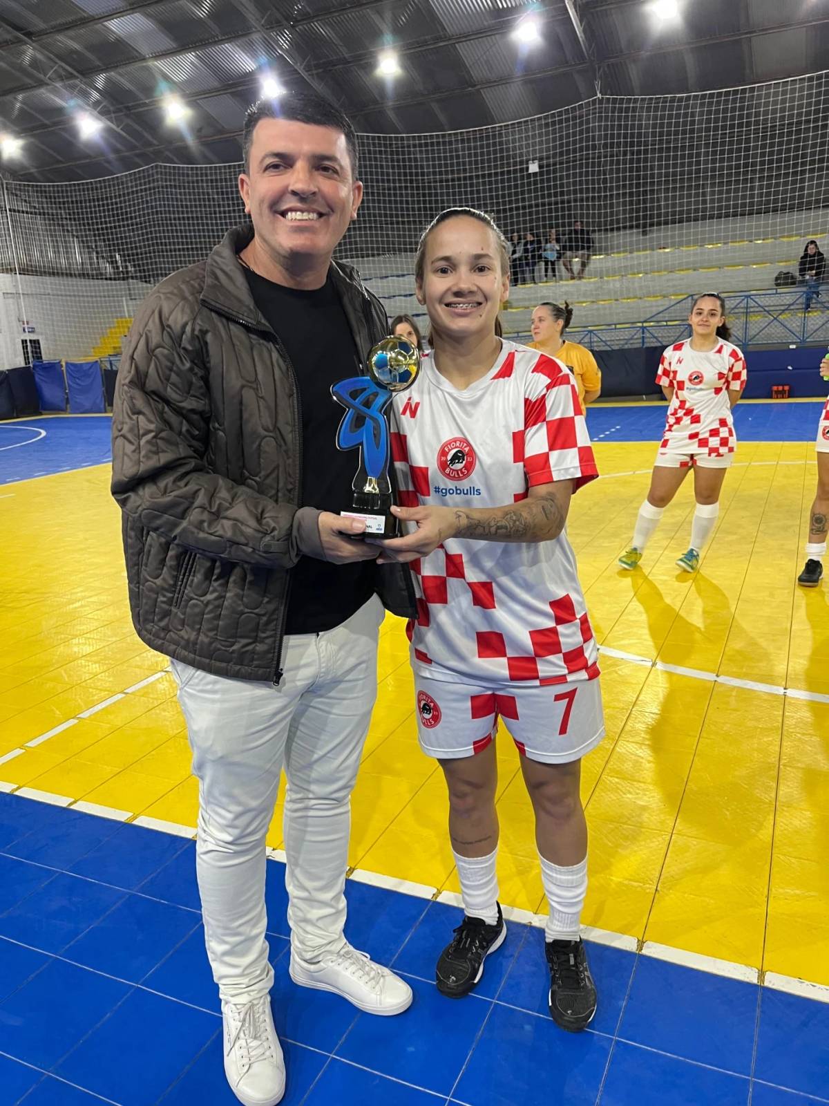 Fiorita Bulls é bicampeão do Municipal Feminino de Futsal de Siderópolis — foto 1