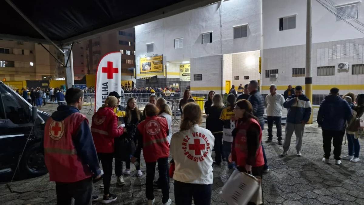 Campanha de arrecadação de alimentos e agasalhos volta ao Majestoso com ponto de coleta — foto 5