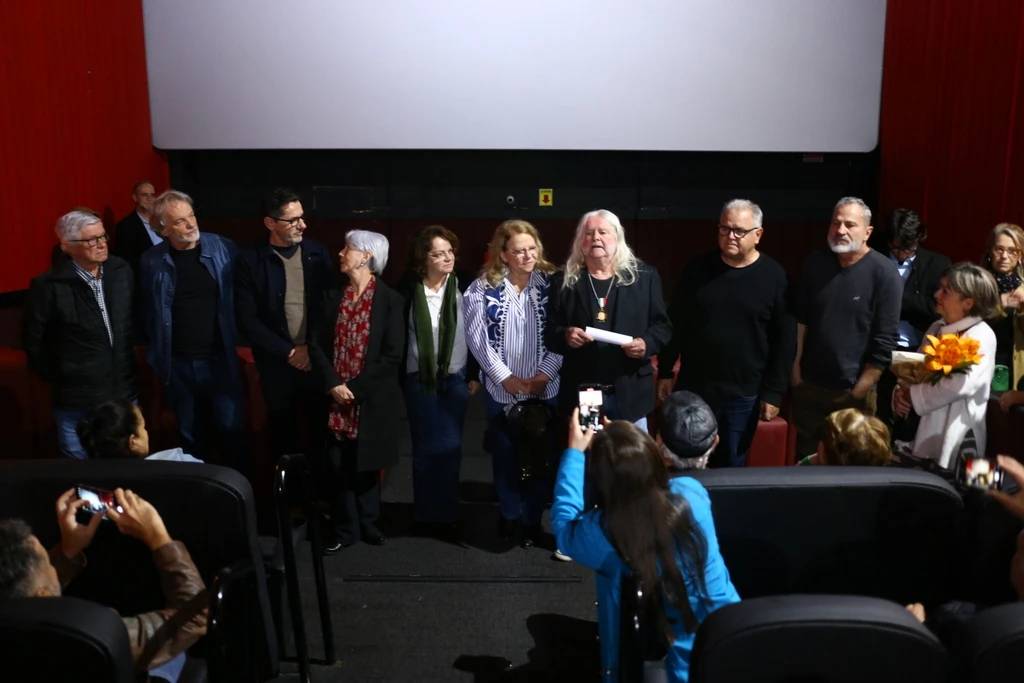 Emoção e homenagens marcam o lançamento da cinebiografia 'Edi Balod – Linha de Frente' — foto 2
