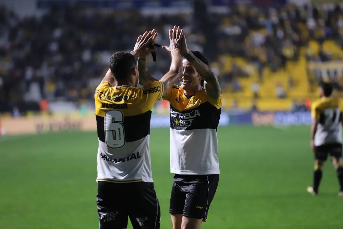 Veja os gols e as fotos da virada do Criciúma contra a Ferroviária — foto 1
