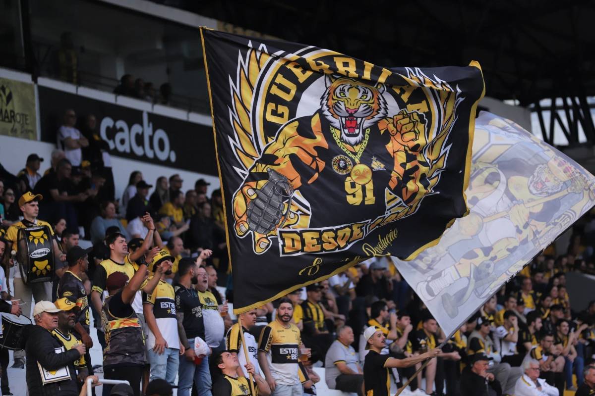 Veja os gols e as fotos da virada do Criciúma contra a Ferroviária — foto 24