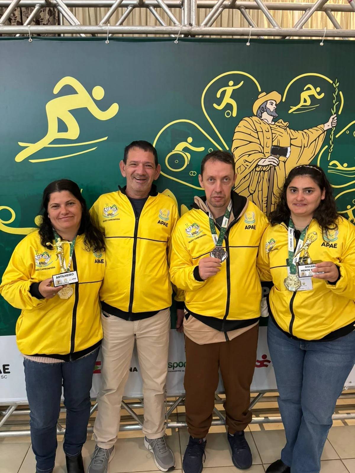 Alunos da Apae de Cocal do Sul se destacam na Olimpíada Estadual — foto 2