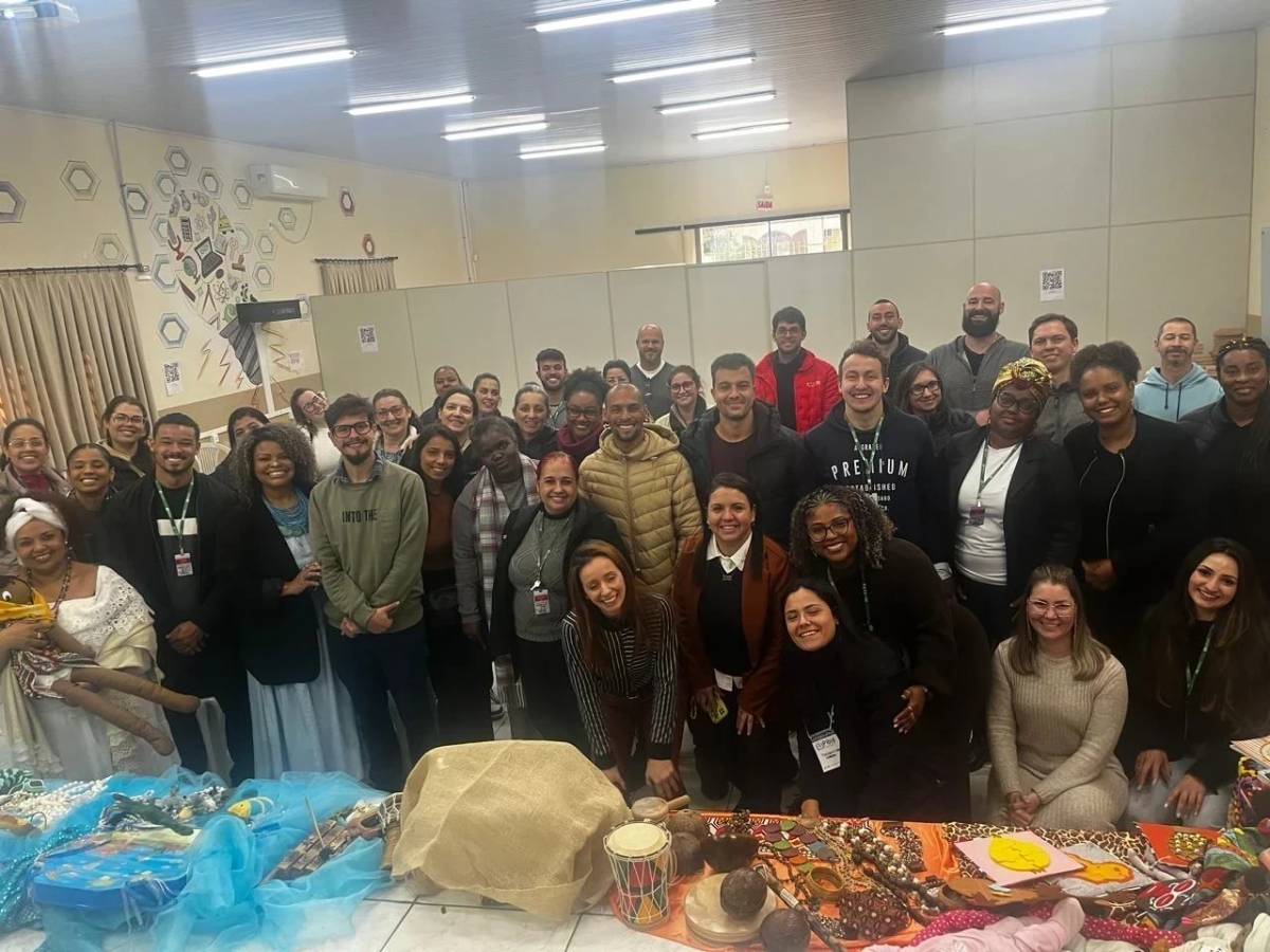 Professores de Criciúma participam de formação sobre cultura africana — foto 2