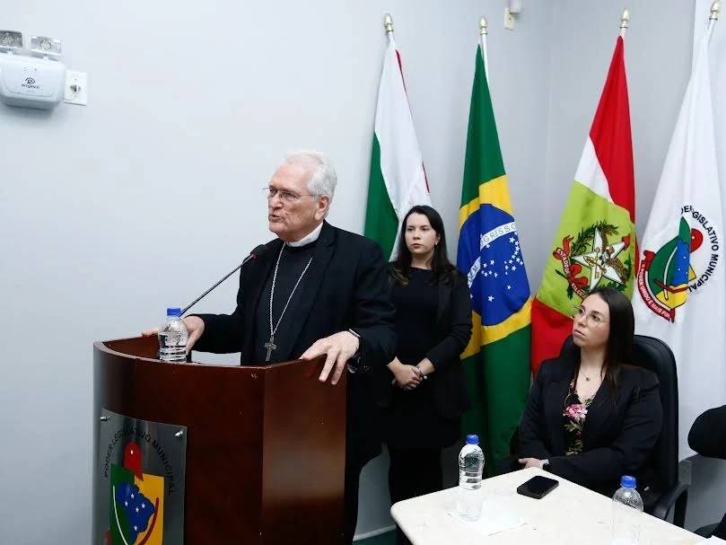 Dom Leonardo Steiner é homenageado em Sessão Solene e entra para mural de Forquilhinha — foto 3