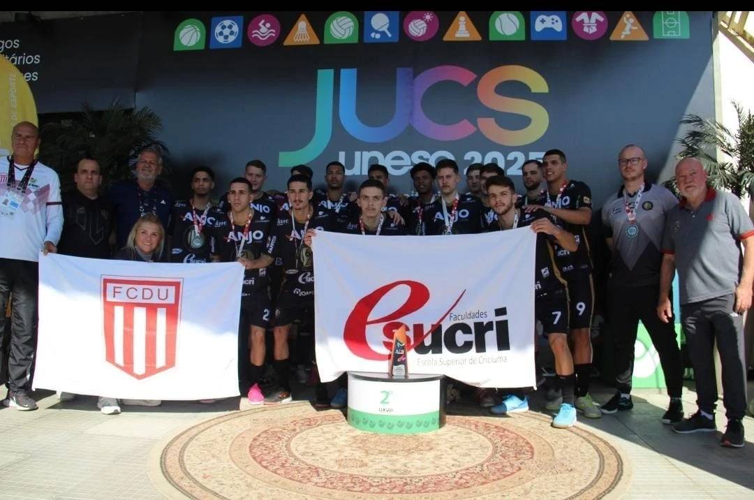 Criciúma Futsal fica com o vice-campeonato dos JUCs — foto 2