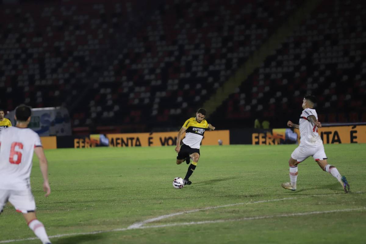 Veja os gols e as fotos da vitória do Criciúma contra o Botafogo — foto 1