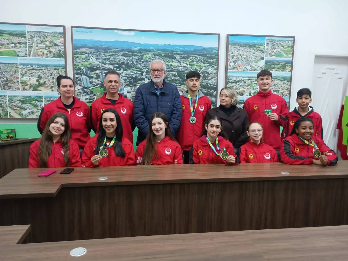 Atletas de Cocal do Sul garantem vaga no Pan-Americano de karatê — foto 1