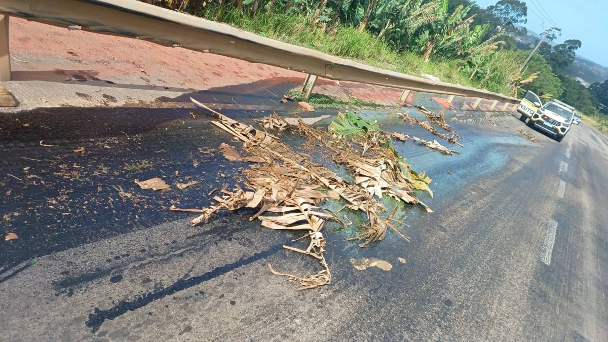 Vídeo: grande derramamento de óleo é registrado no Morro da Bananeira — foto 5