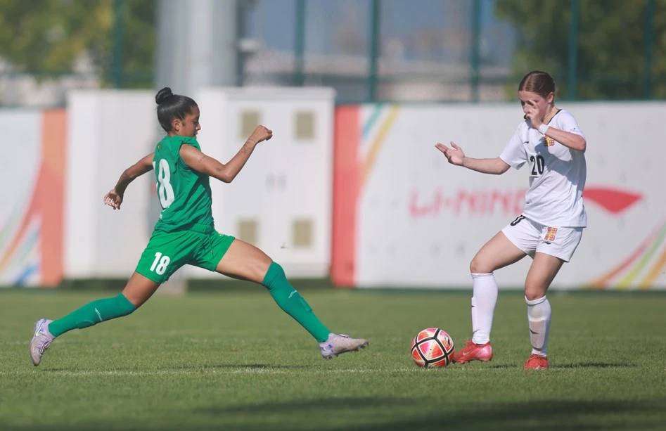 Meninas Carvoeiras perdem semifinal e disputam por terceiro lugar em torneio na China — foto 1