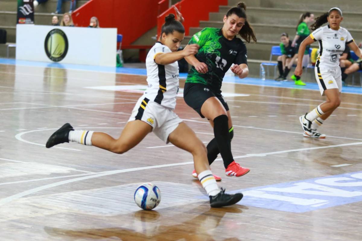 Futsal masculino e feminino alcançam recuperação no segundo dia do regional Sul dos Jasc — foto 2