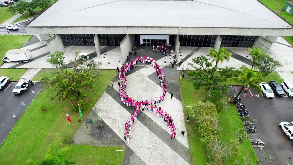 Ato no Paço Municipal marca abertura do Outubro Rosa em Criciúma — foto 1
