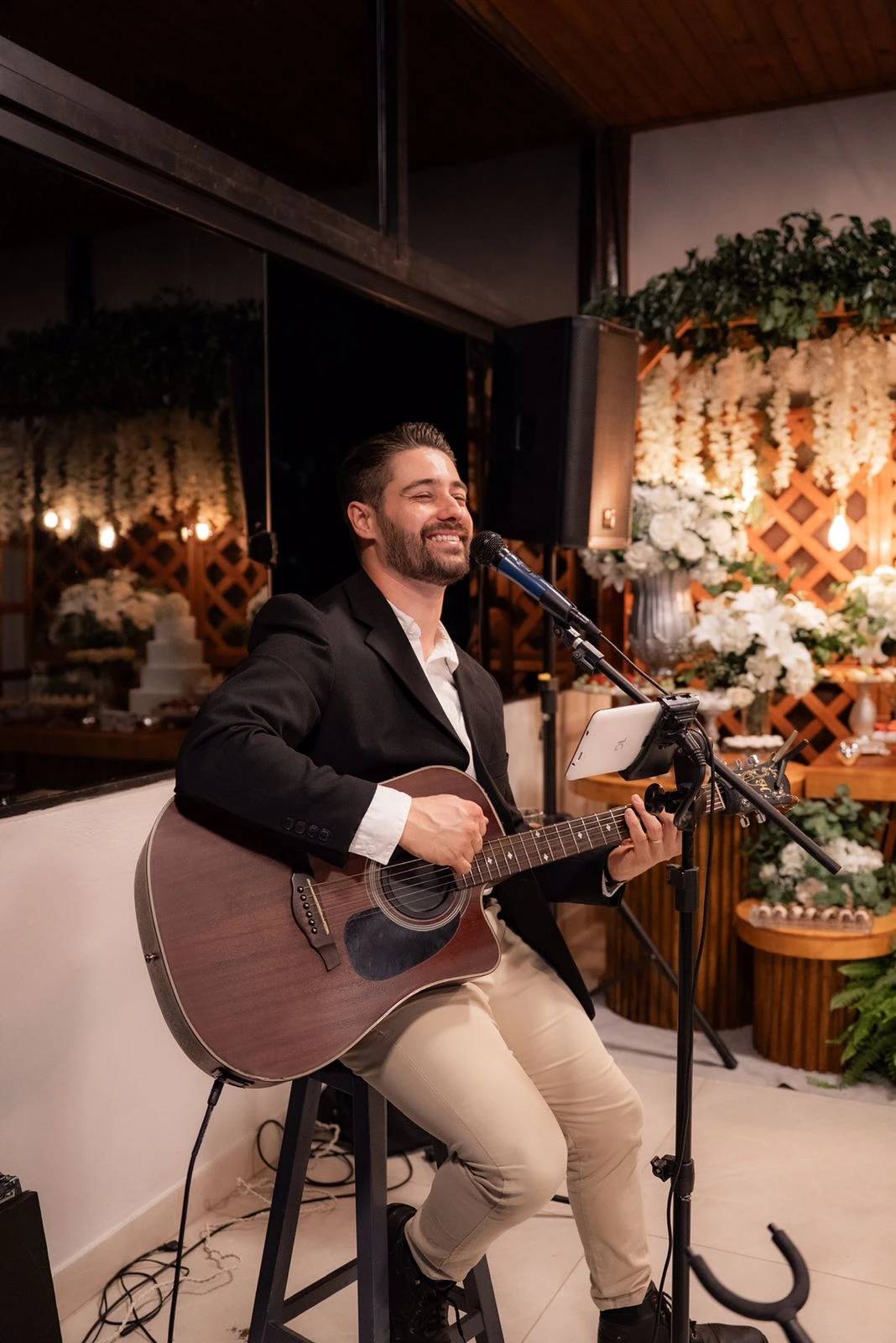 Cantor sertanejo usa a emoção para transformar shows em experiências de conexão e alegria — foto 2