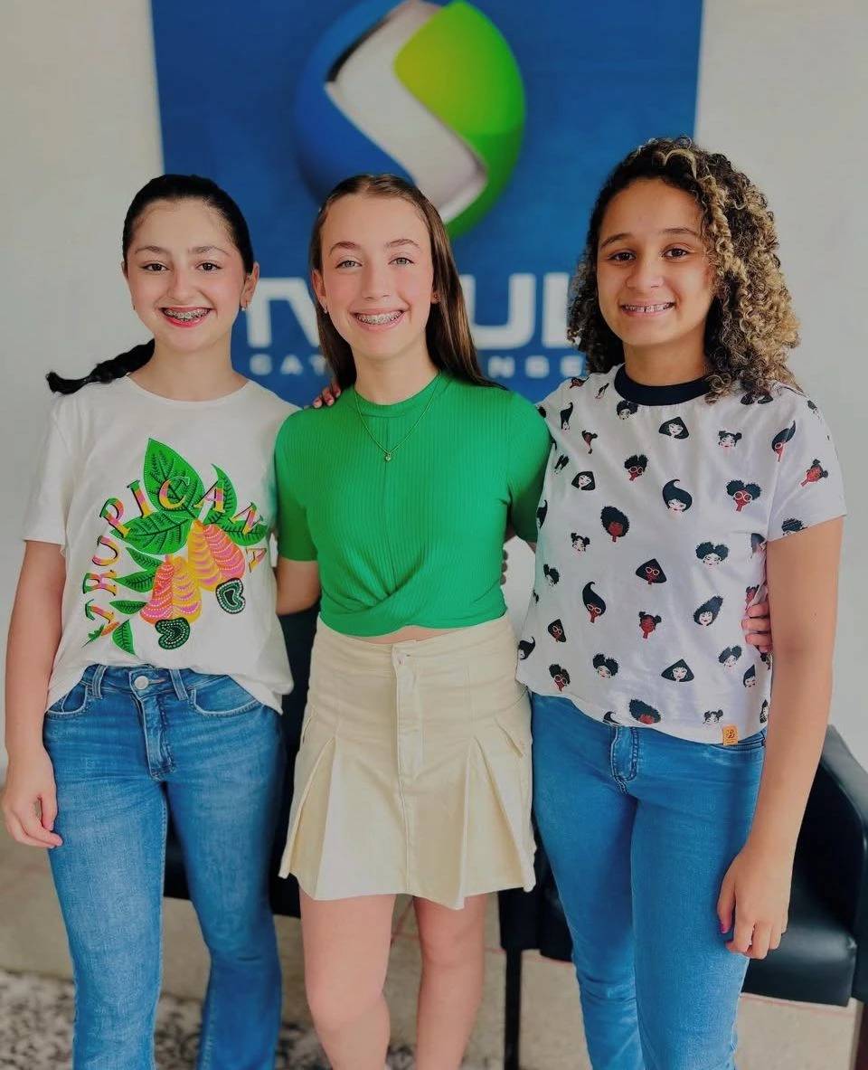 Mini Divas: trio de amigas une amizade e talento musical no Sul de Santa Catarina — foto 1