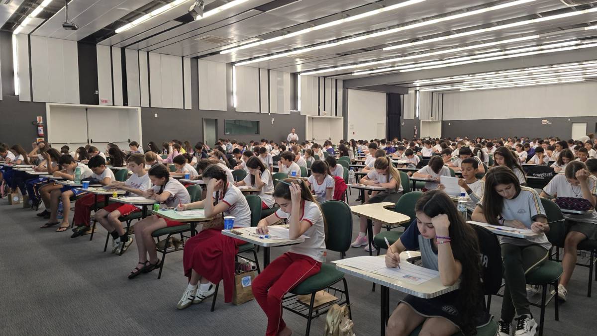 Mais de mil estudantes participam da última etapa do Prêmio Acic de Matemática em Criciúma — foto 2