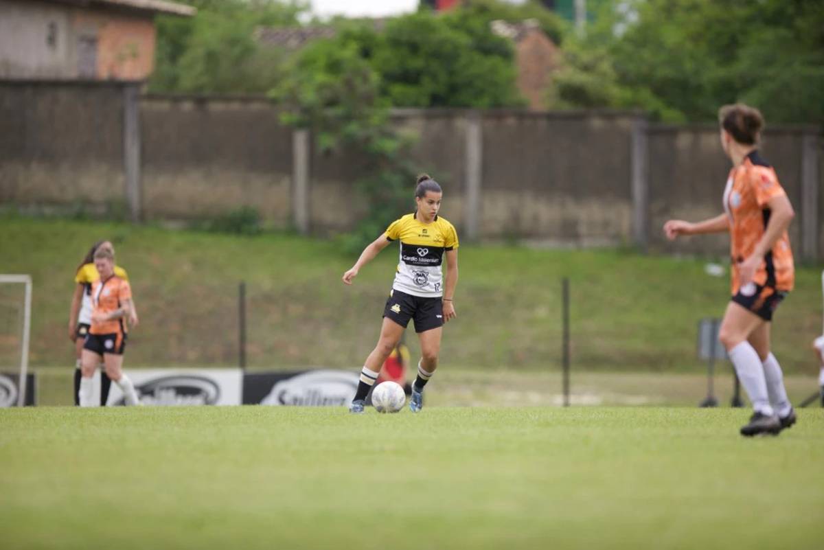 Meninas Carvoeiras iniciam disputa pelo título Catarinense neste fim de semana — foto 2