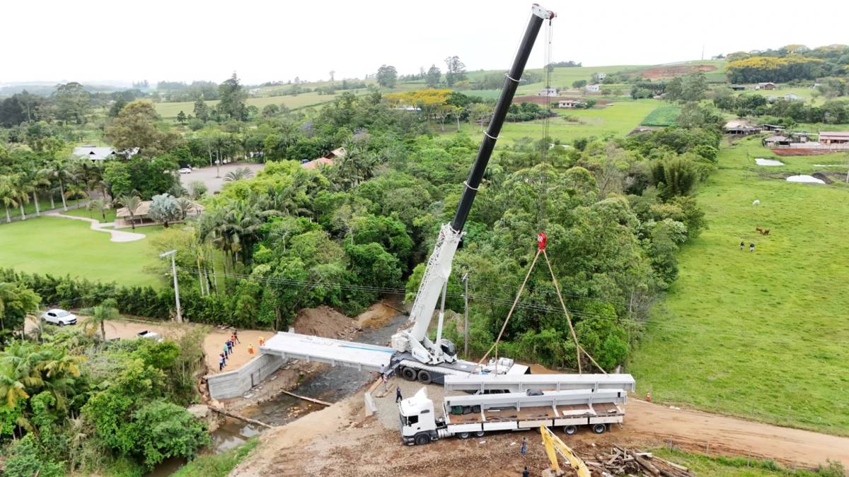 Ponte que liga Morro da Fumaça e Içara recebe nova estrutura — foto 2