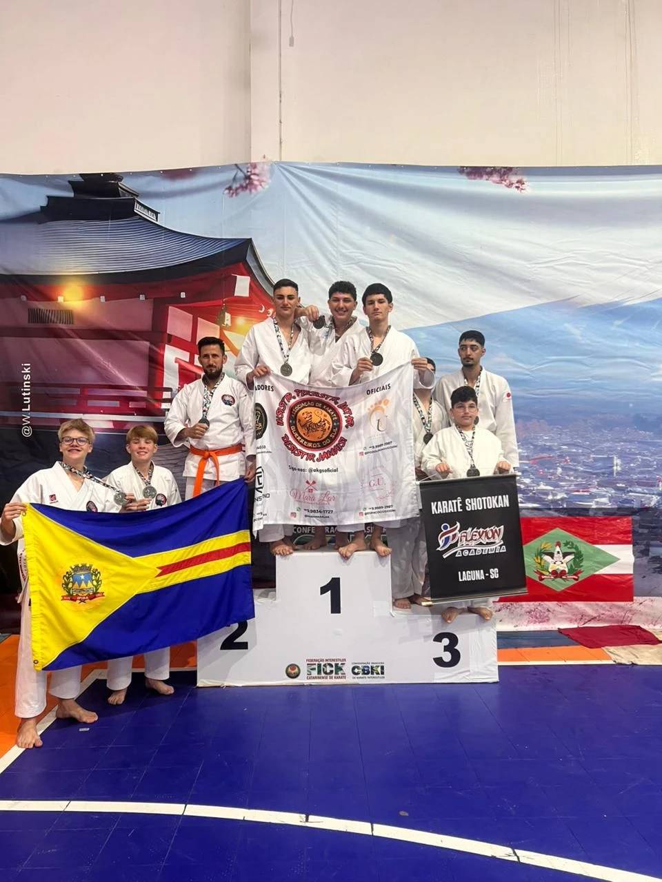 Fotos: associação de Criciúma conquista 26 medalhas em campeonato estadual de karatê — foto 1