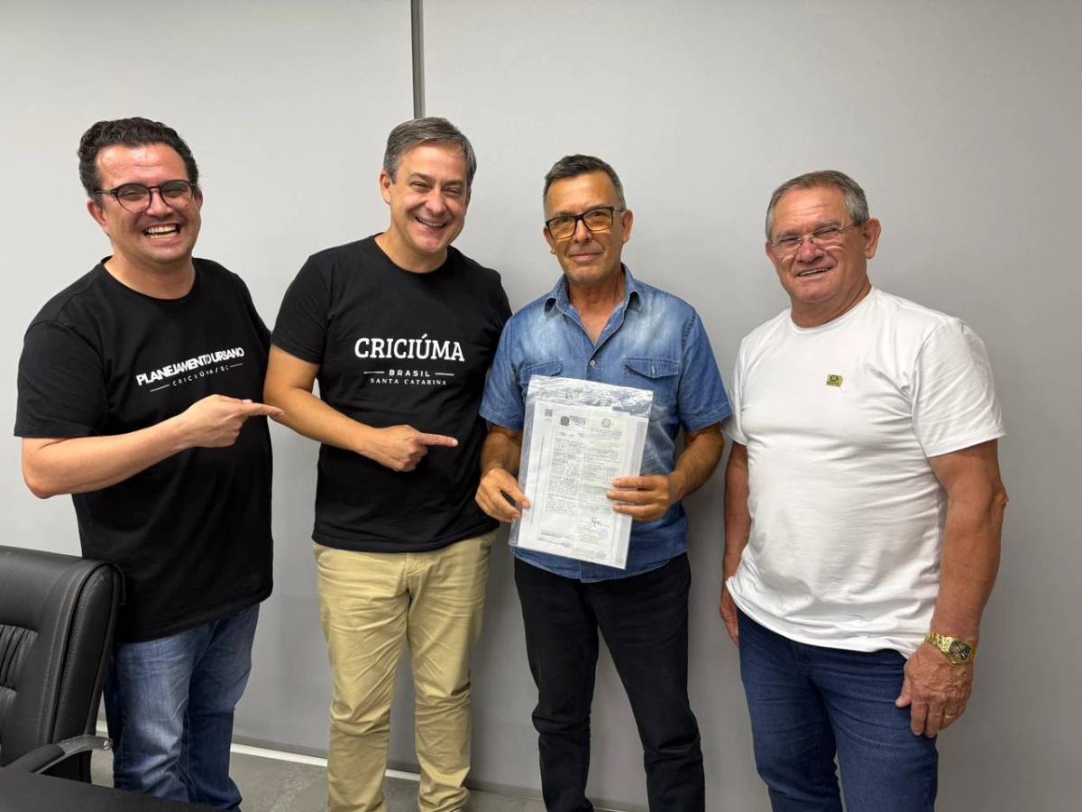 Criciúma realiza entrega de matrículas e oficializa a propriedade de imóveis da Cohab — foto 2