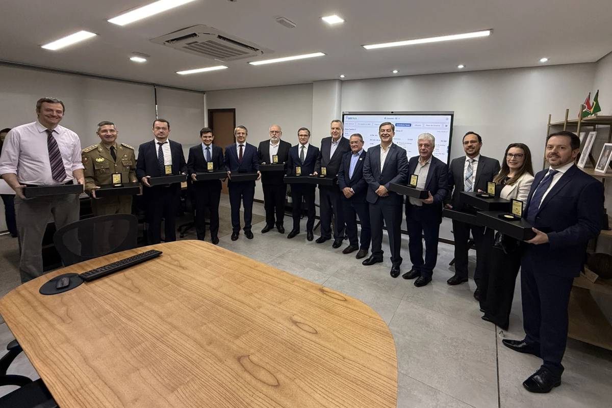 Medalha do Centenário: governo de Criciúma reconhece atuação de instituições e personalidades — foto 2