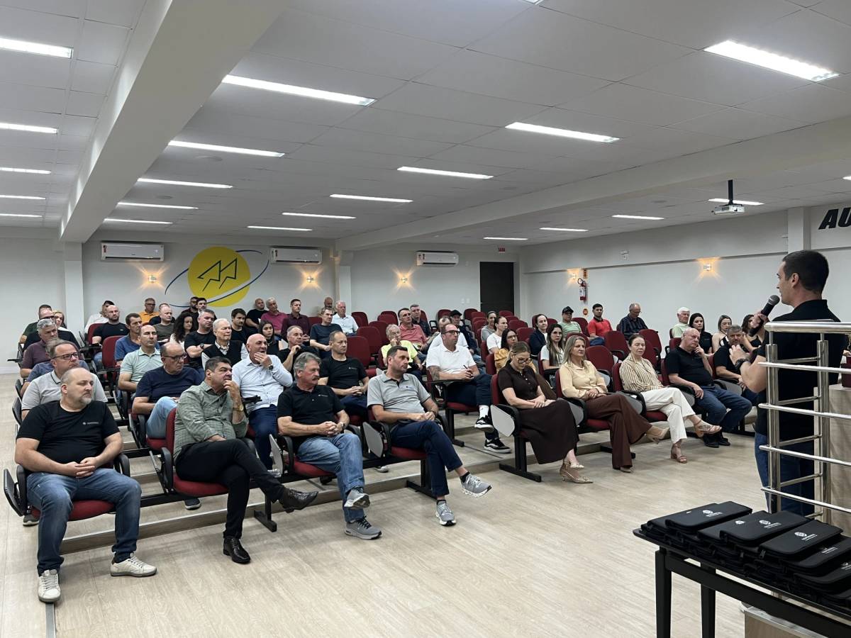 Conexão Empresarial fecha com destaque o Coopercocal nas Comunidades 2025 — foto 1