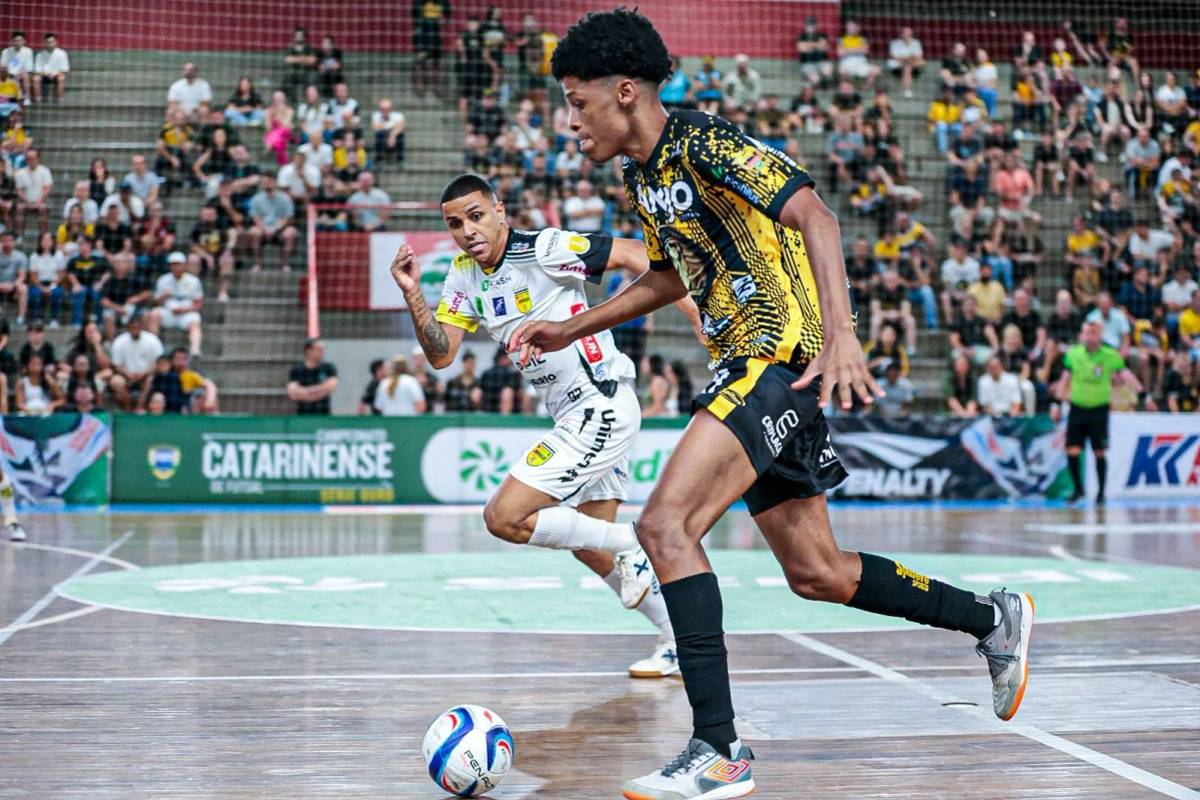 Criciúma Futsal é superado no jogo de ida, mas mantém confiança na classificação — foto 2