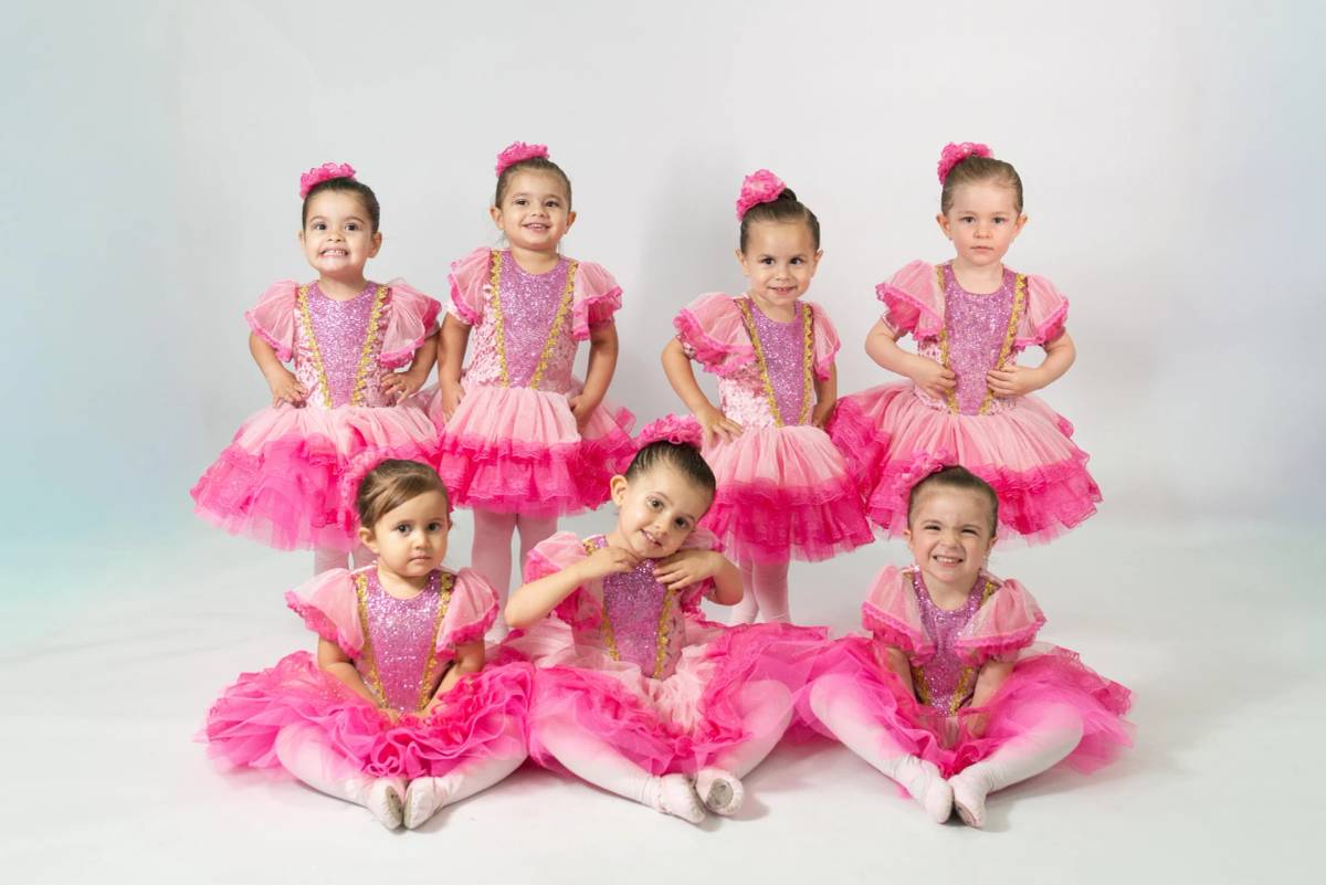 Escola de ballet de Nova Veneza apresenta espetáculo no Teatro Elias Angeloni — foto 2
