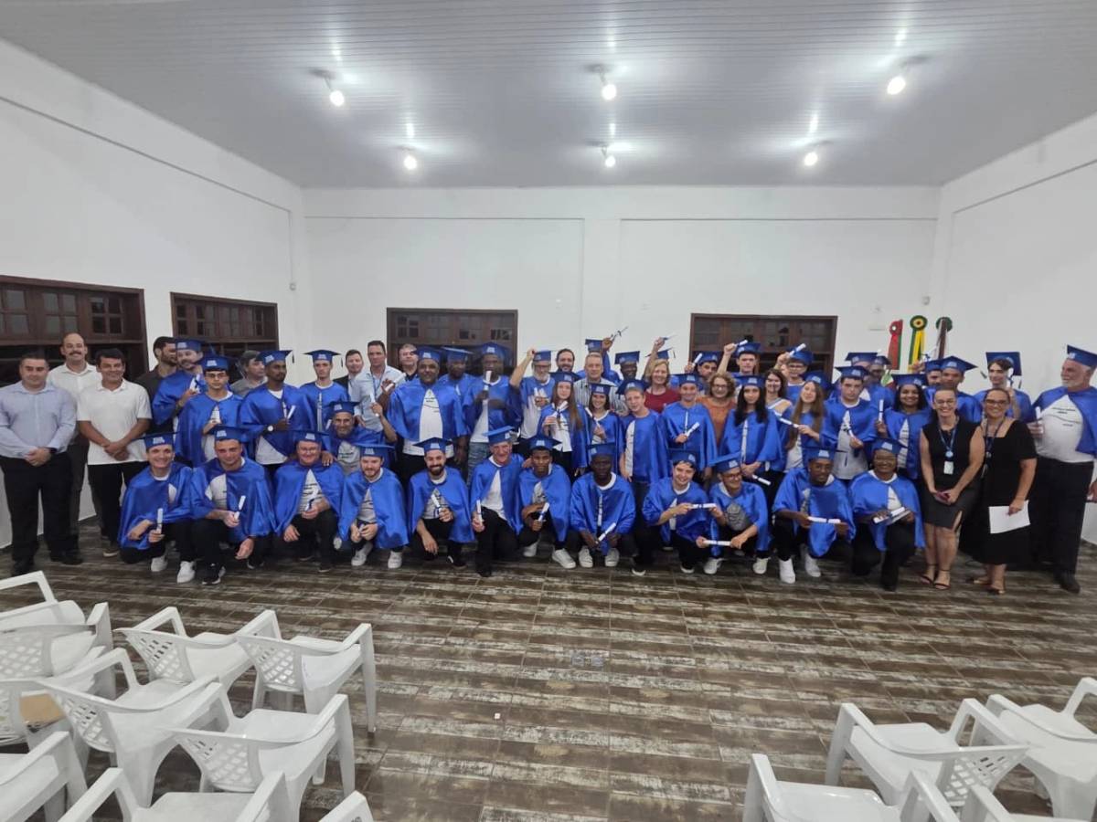 Prefeitura e Senai formam 49 alunos em cursos de qualificação profissional em Urussanga — foto 5