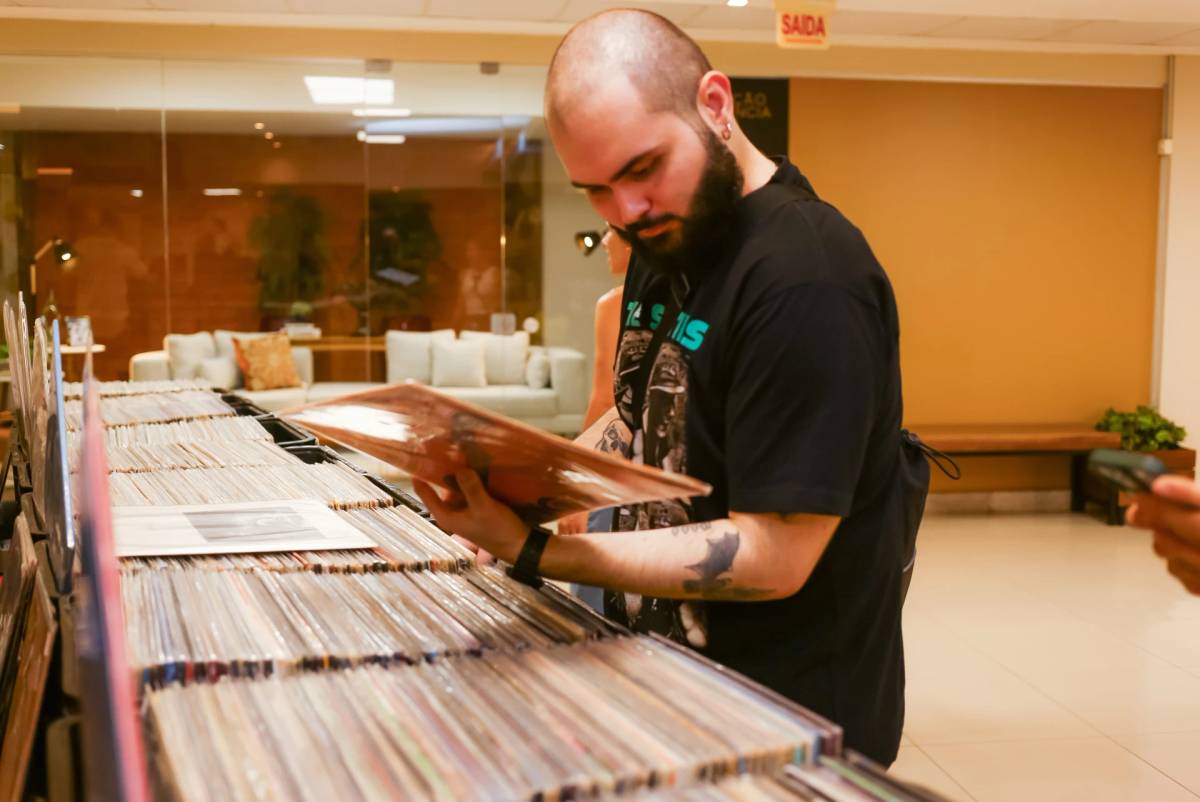 Feira de Vinil reúne colecionadores em Criciúma neste sábado — foto 2