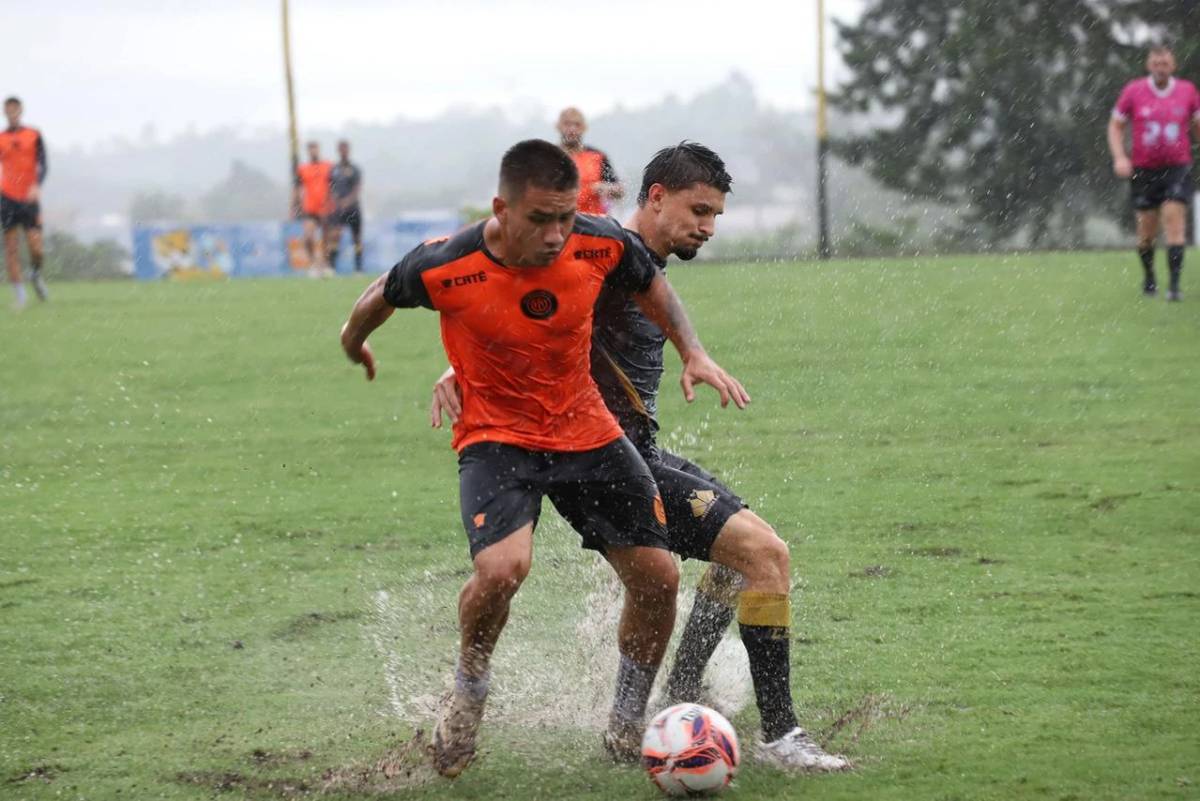 Criciúma vence o Monsoon em jogo-treino — foto 2