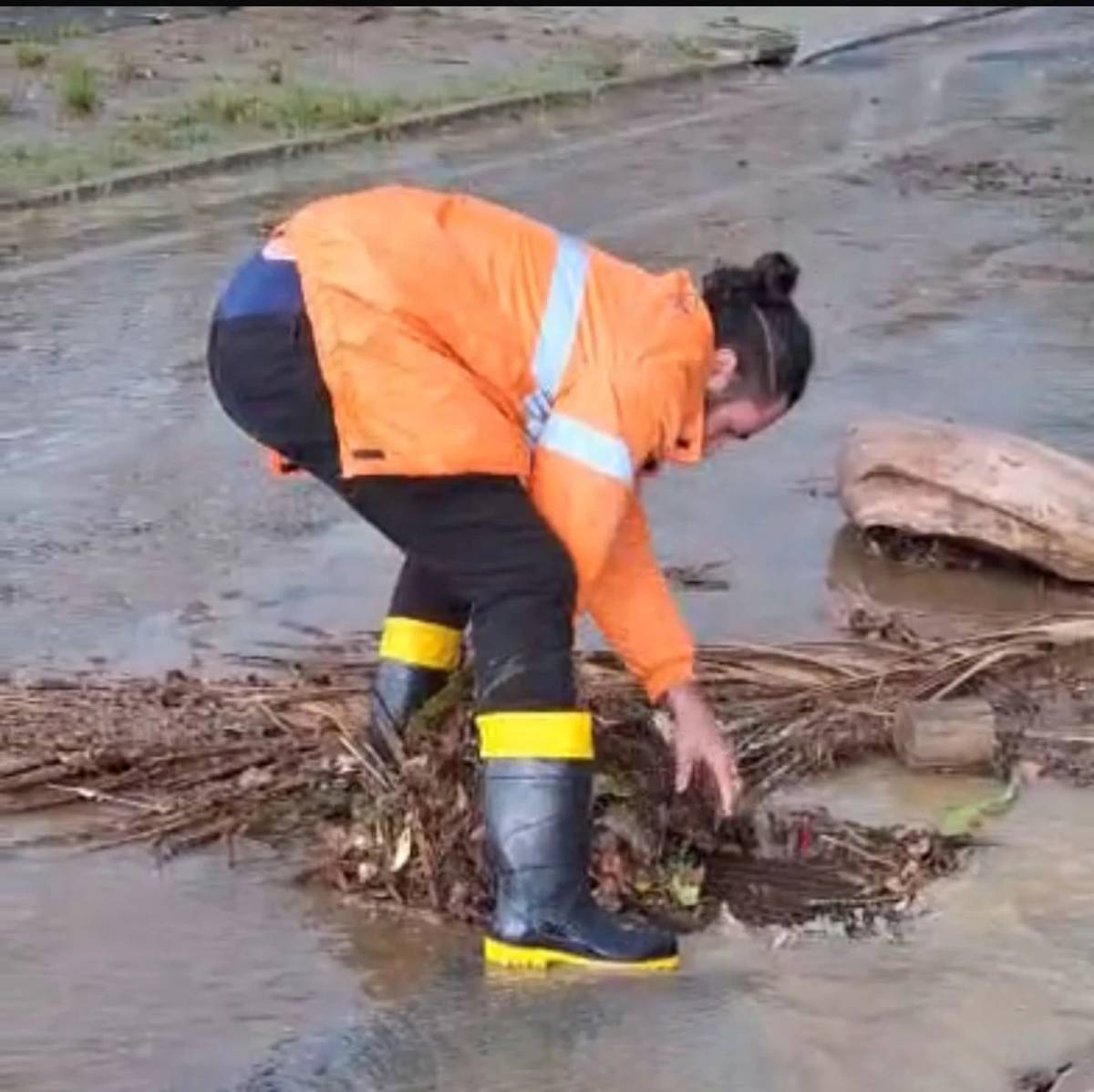 Cocal do Sul reforça limpeza de bocas de lobo após volume expressivo de chuva — foto 1